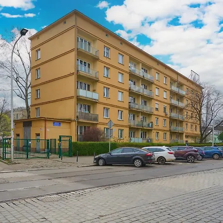 Railway Station Comfortable Studio By Renters Appartement